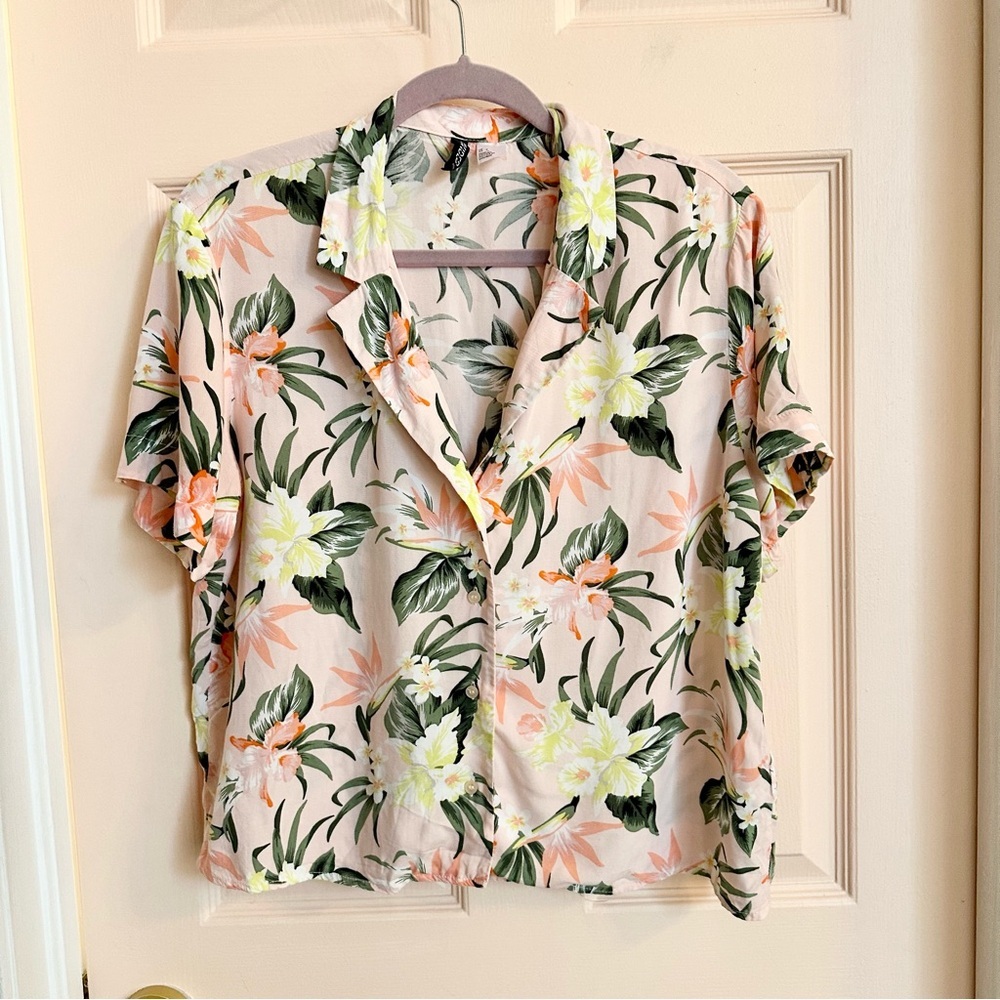 Pink floral H&M Hawaiian button up